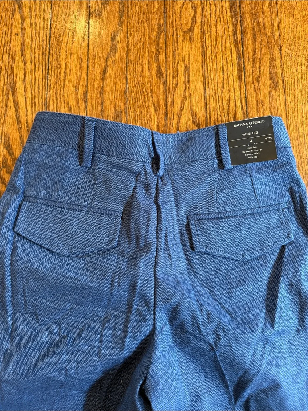 NWT Banana Republic Blue Linen-Blend Wide-Leg Pleated Trous