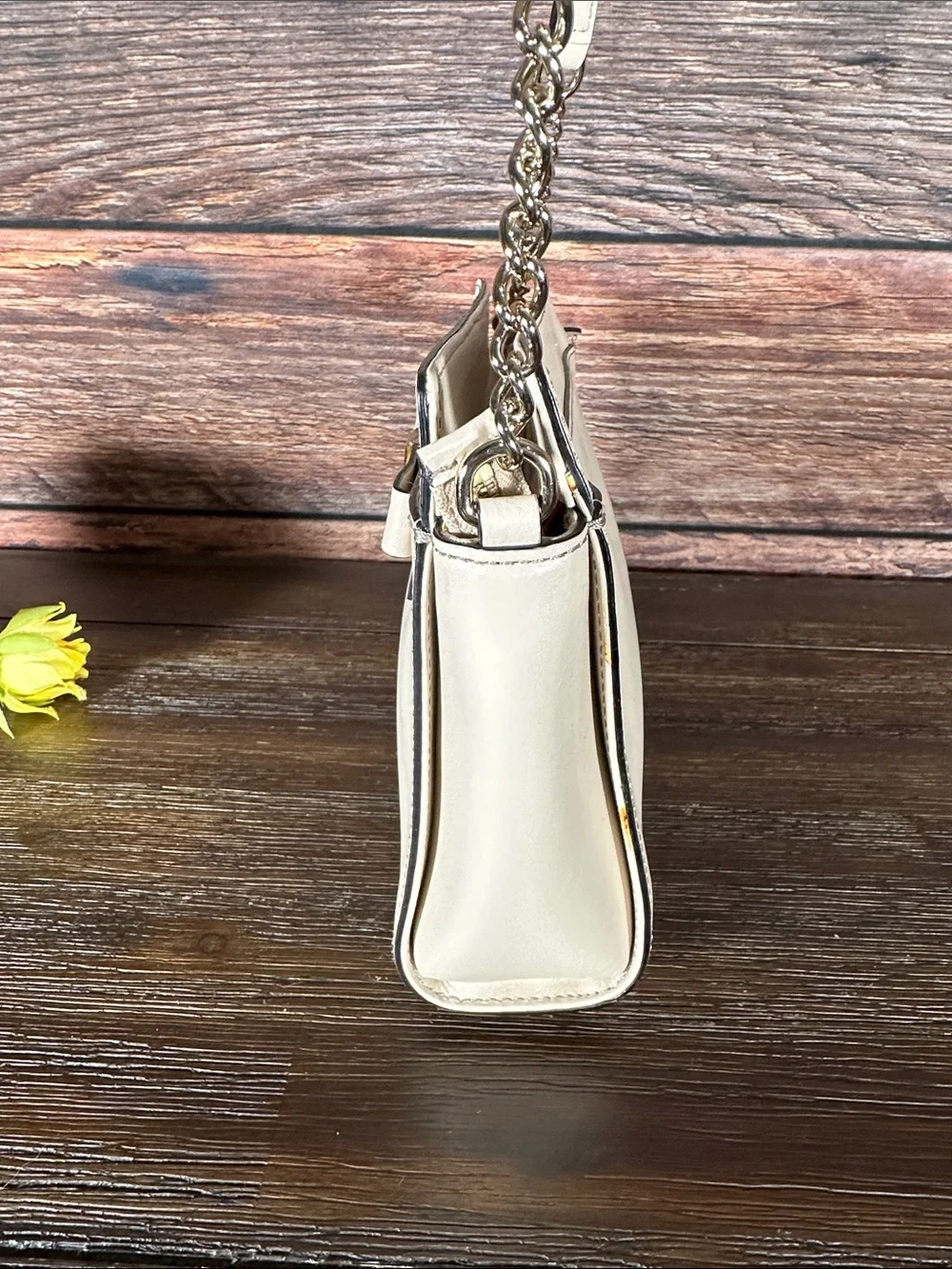 kate spade stylish cream