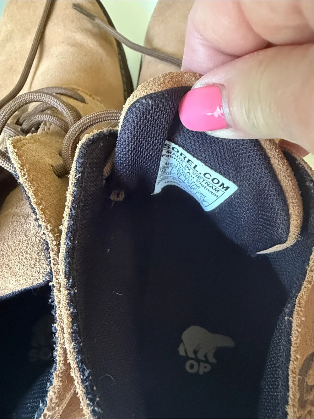 Sorel life casual size