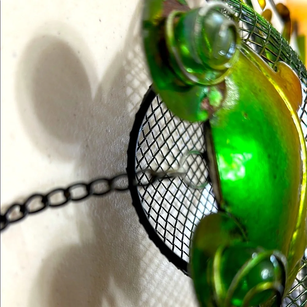 N/A charming green