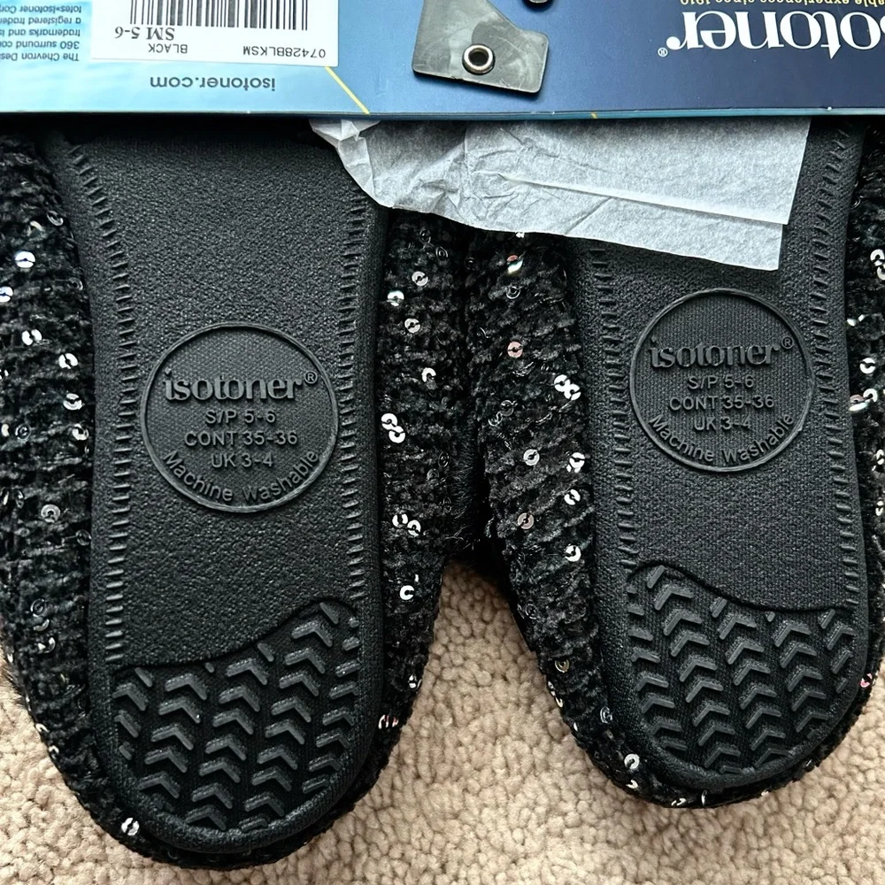 isotoner brand new