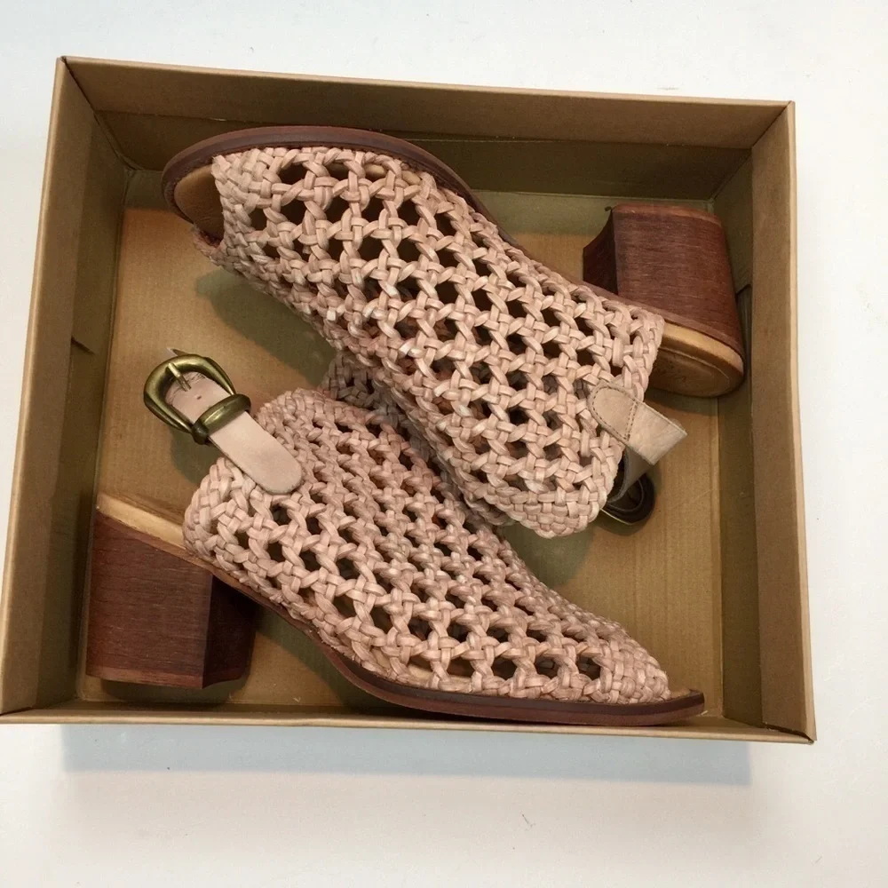 Sundance Veracruz Hive & Honey Sandals Pink Sz 10