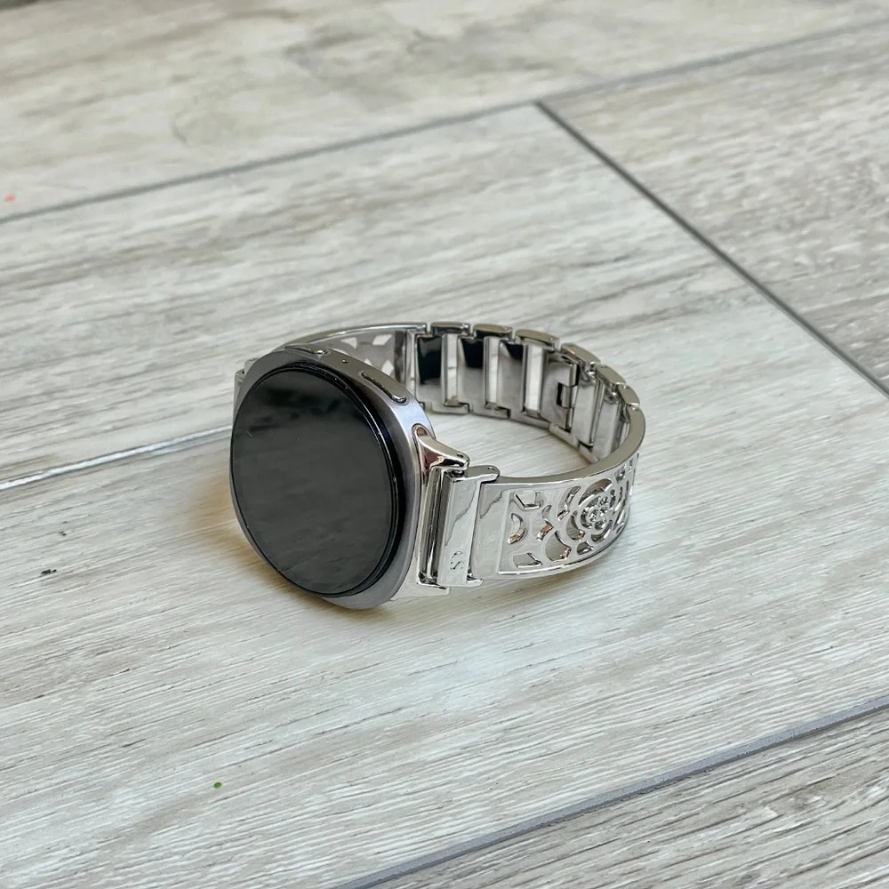 Simeon D elegant silver