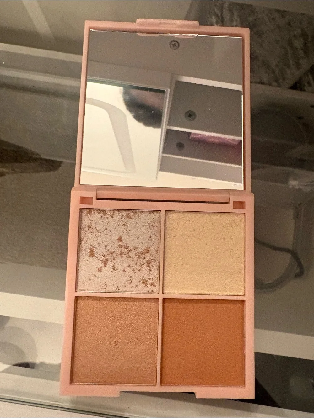 N/A kinder glow