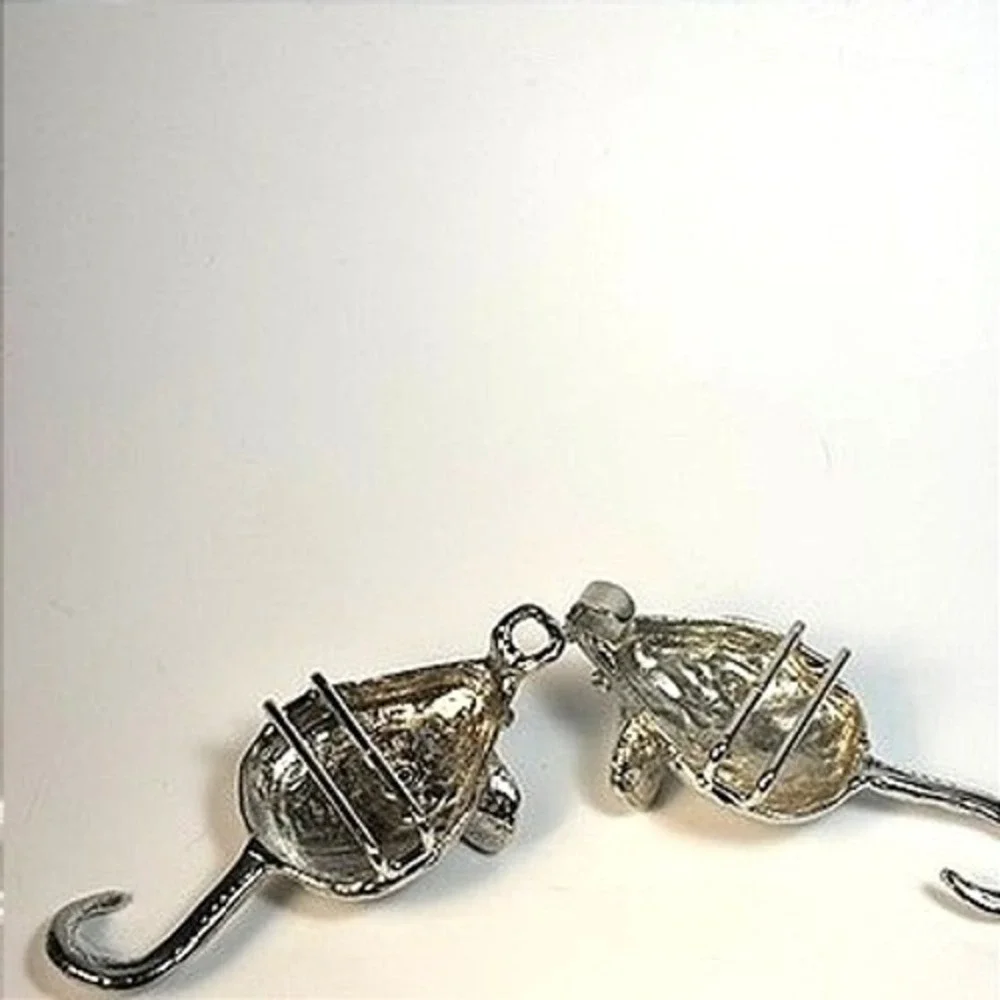 N/A silver tone