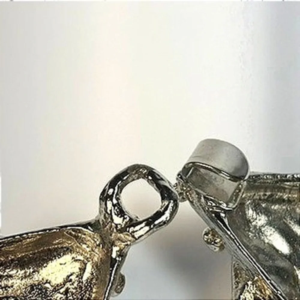 N/A silver tone