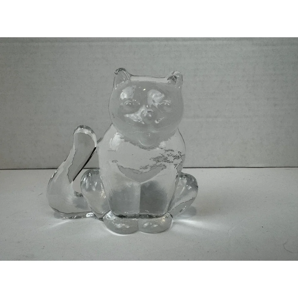 The Unbranded Brand clear art