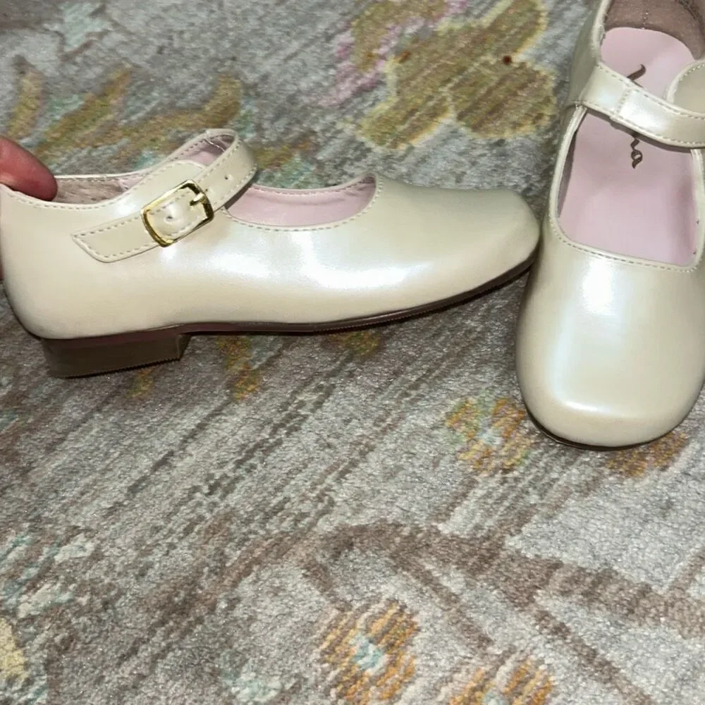 Nina pearl white Mary Jane sz 9w