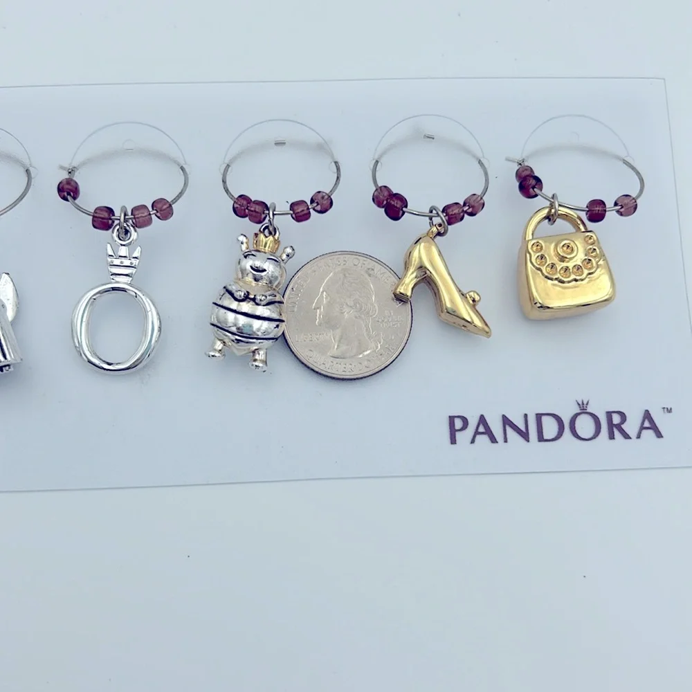 Pandora set wine