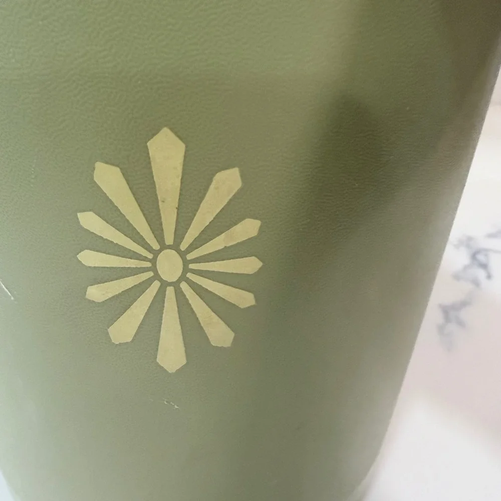 Tupperware vintage servalier