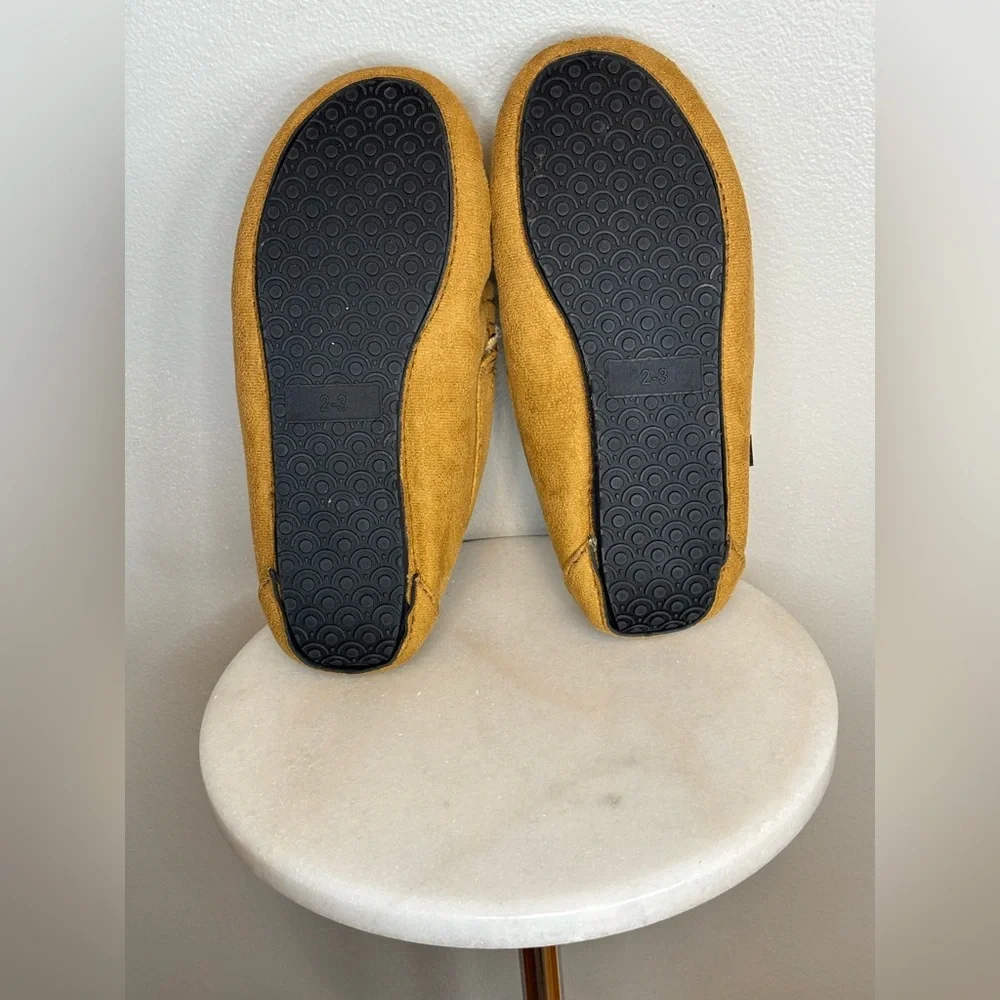 LUCKY BRAND Slippers‎ Tan Brown Camel Like Suede Soft Warm House Shoe Sz 2 Sz 3