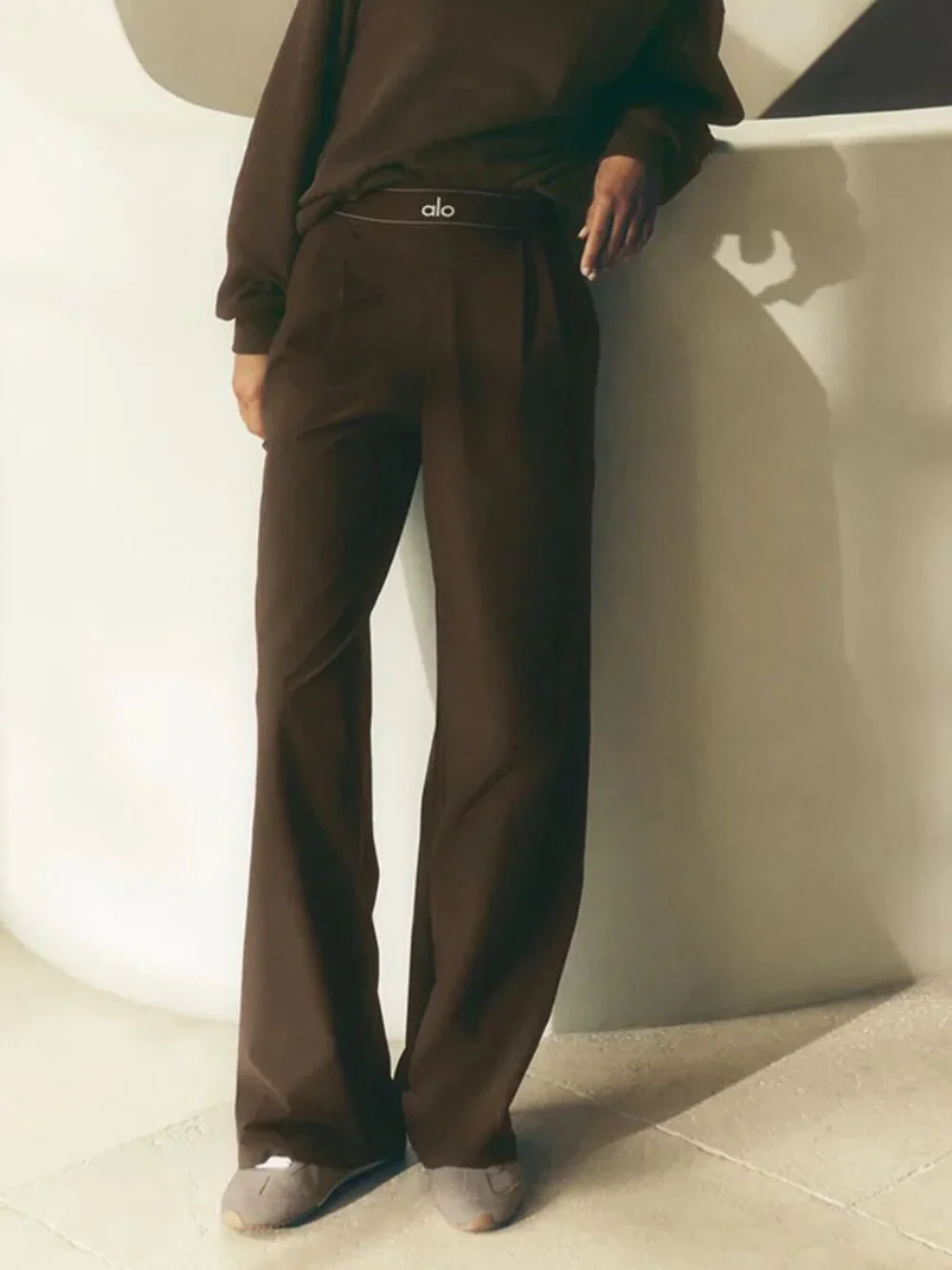 ALO Yoga Women's Suit Pants, Standard Size, Coffee Brown, Daily Wear 🛍️