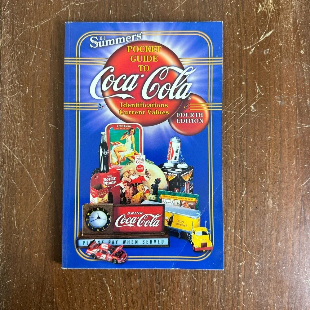 Pocket Guide to Coca-Cola B.J. Summers 2004 Identification‎ Book