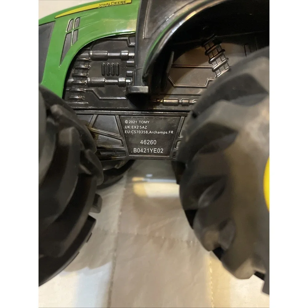 Tomy john deere