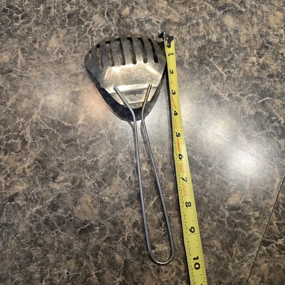 The Unbranded Brand advantage utensil slotted