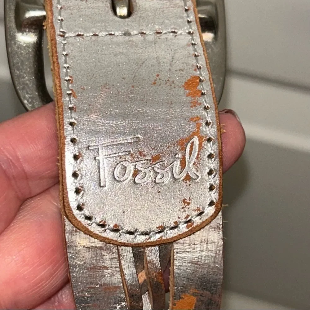 Fossil distressed woven