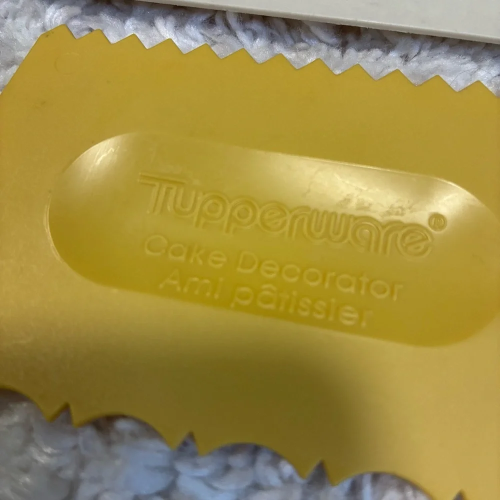 Tupperware vintage kitchen
