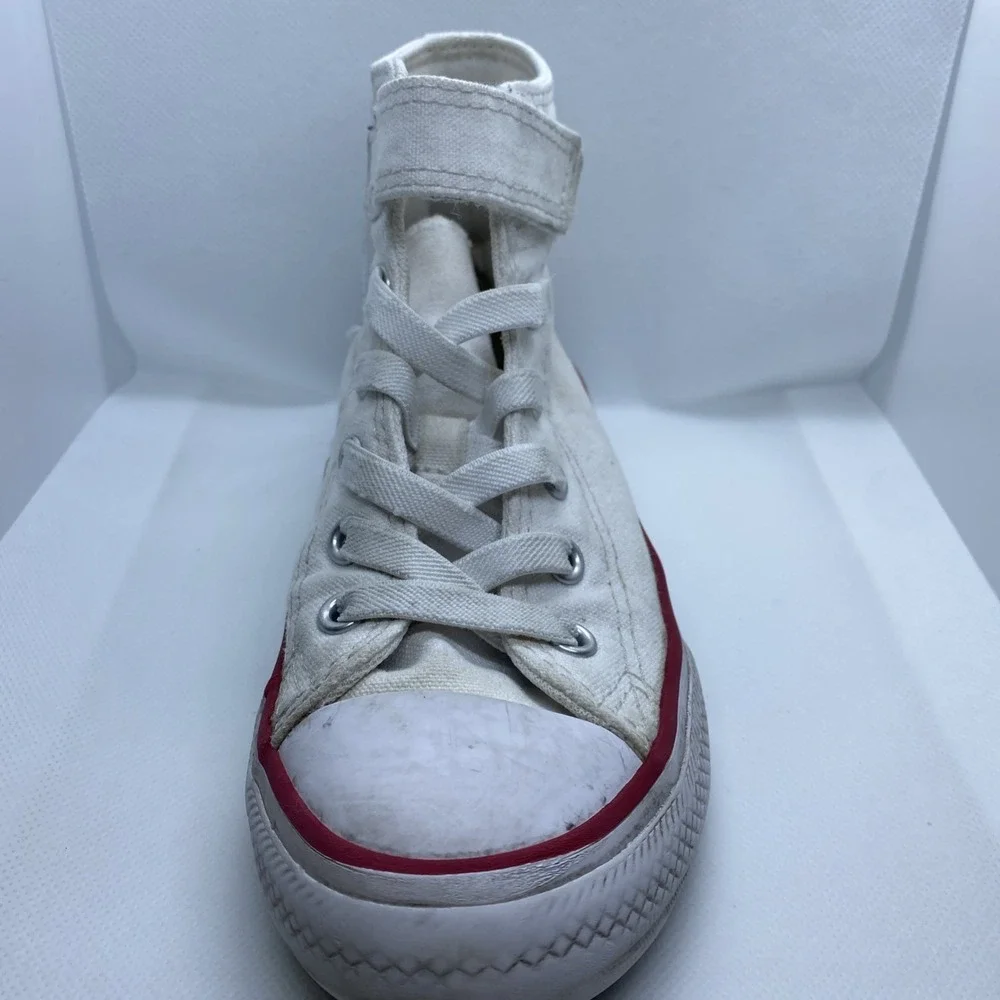Converse some wear