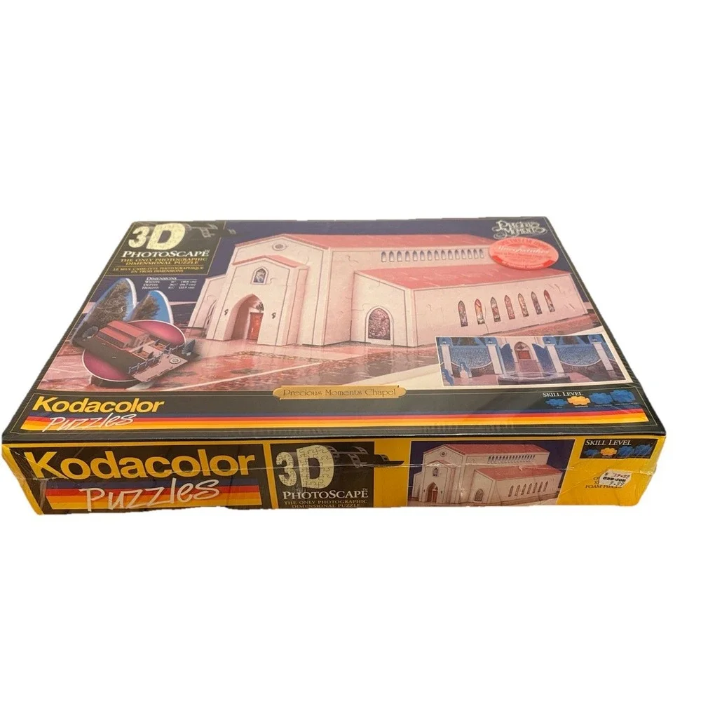 3D Photoscape Precious Moments Chapel Puzzle 1998 RoseArt Kodacolor New