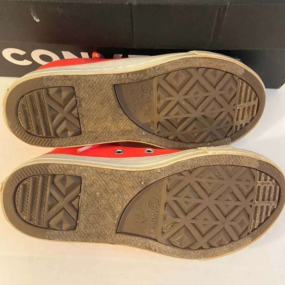 Converse youth good scuffs