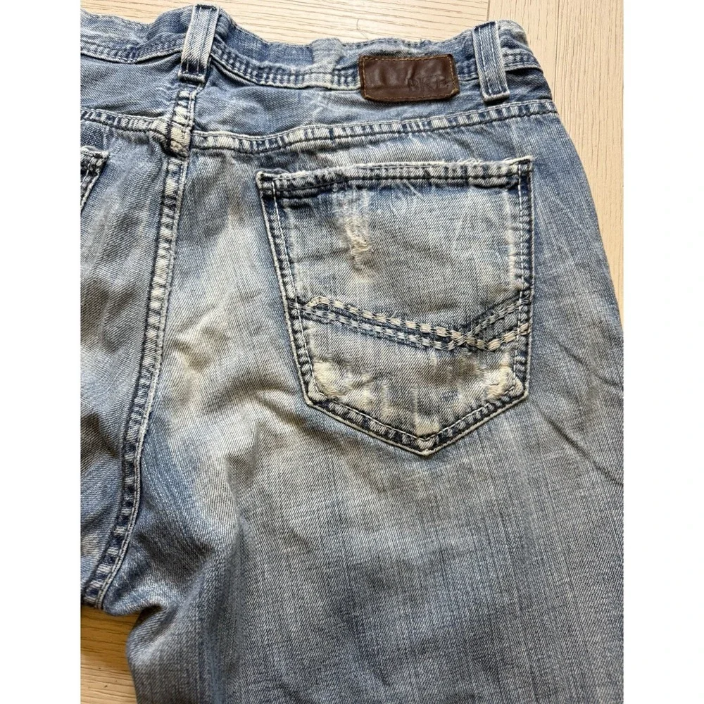 BKE Buckle TYLER 34x32 Men Straight Leg Blue Denim‎ Distressed Lived In Jeans