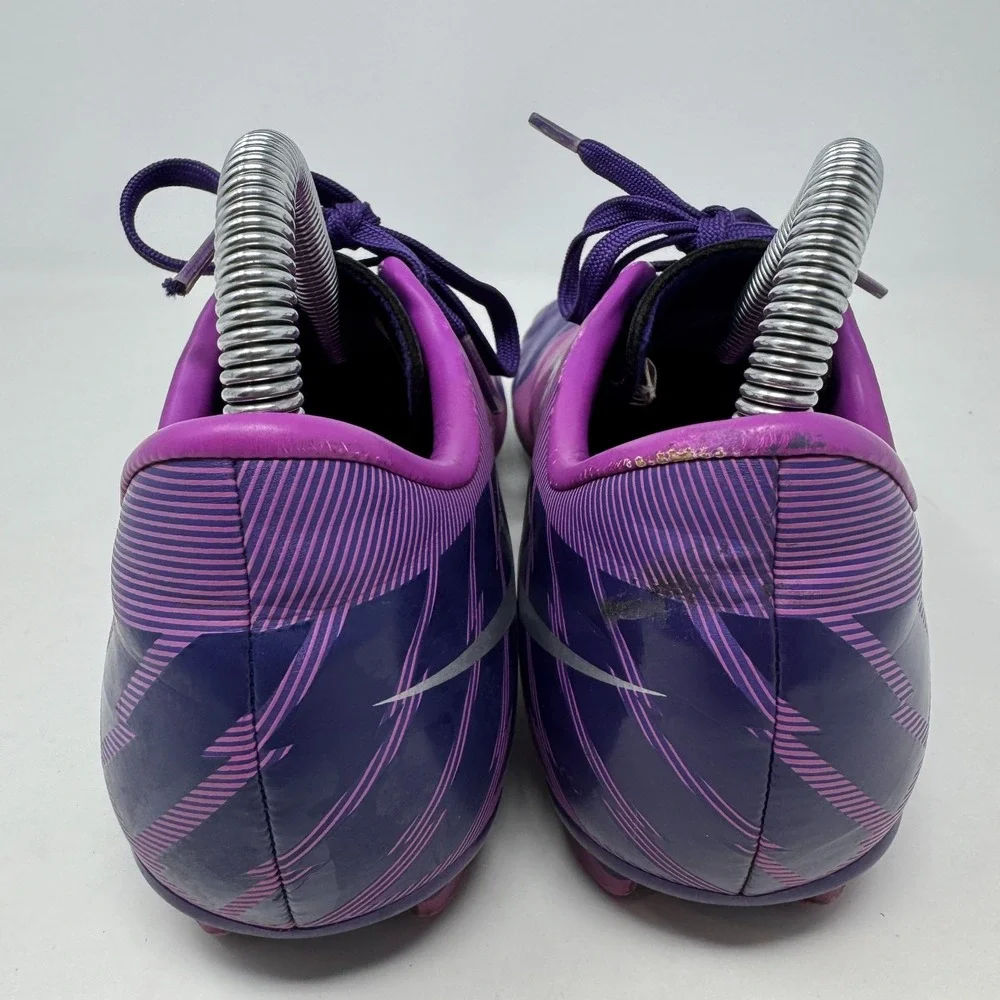 Nike shown address photos
