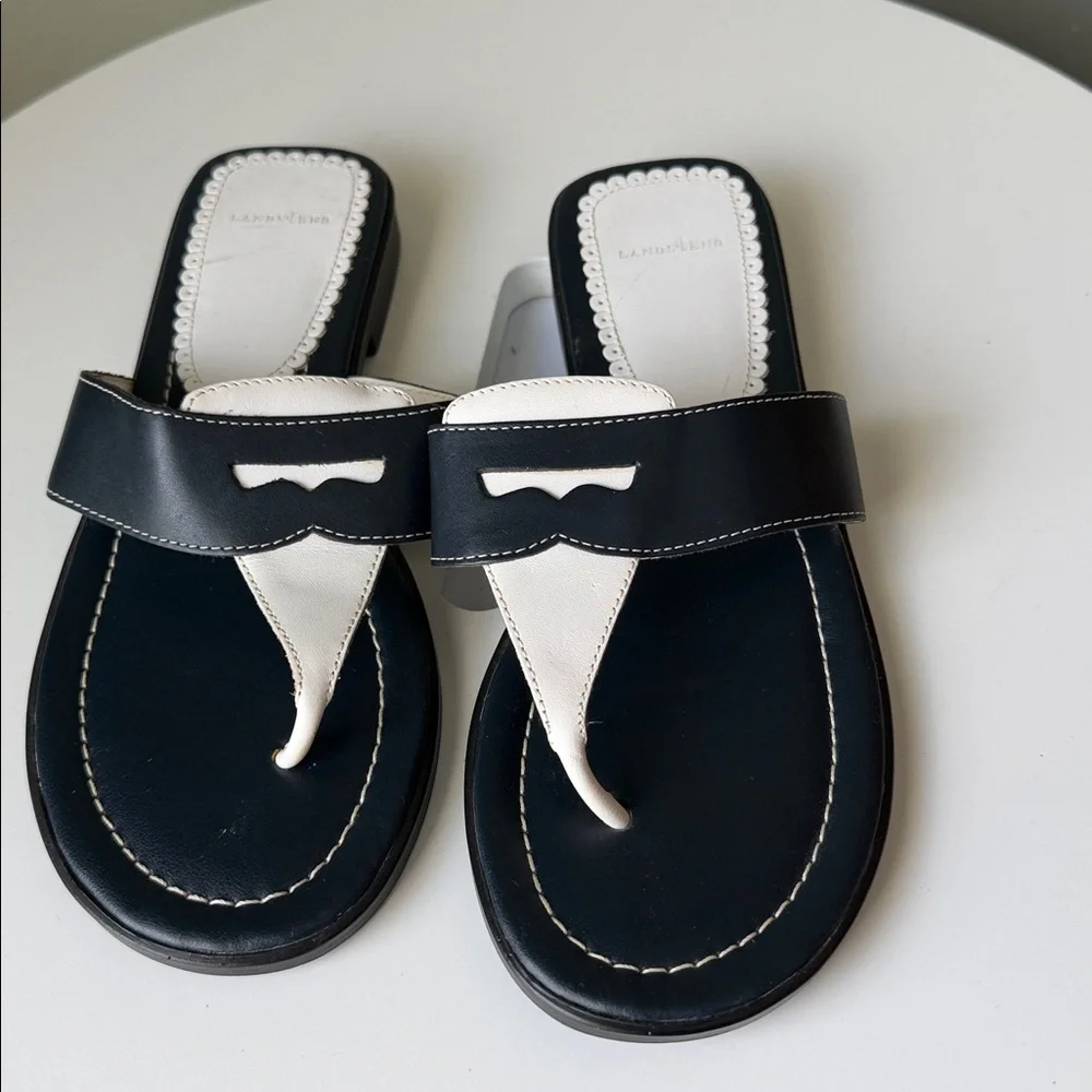 Land’s End Leather Thong Sandals Navy /white Made in Brazil 6.5 Slip on