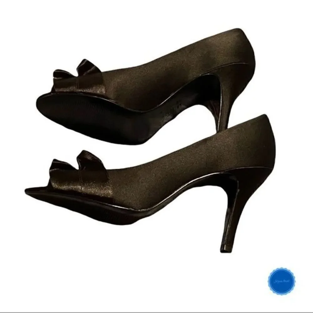 Nina black satin