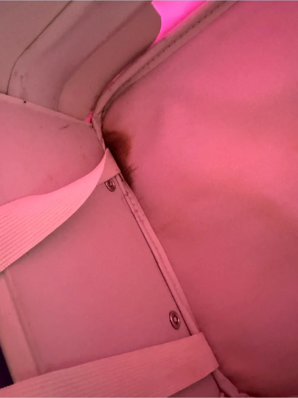 N/A bright pink