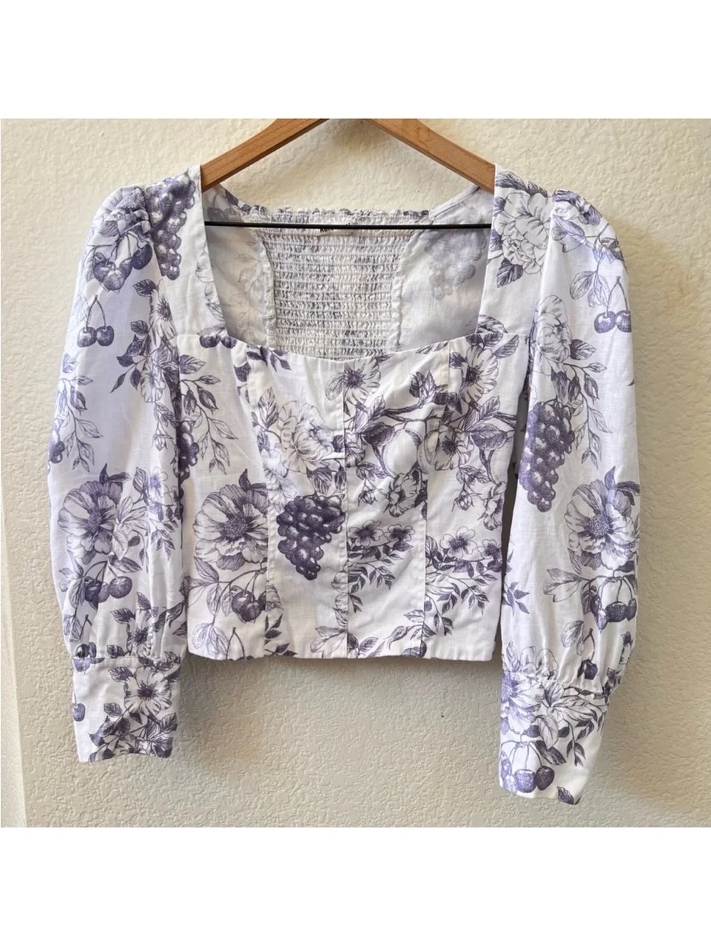 REFORMATION Blouse Top Carla Stilton Linen Puff Sleeve Floral Print White Blue 2