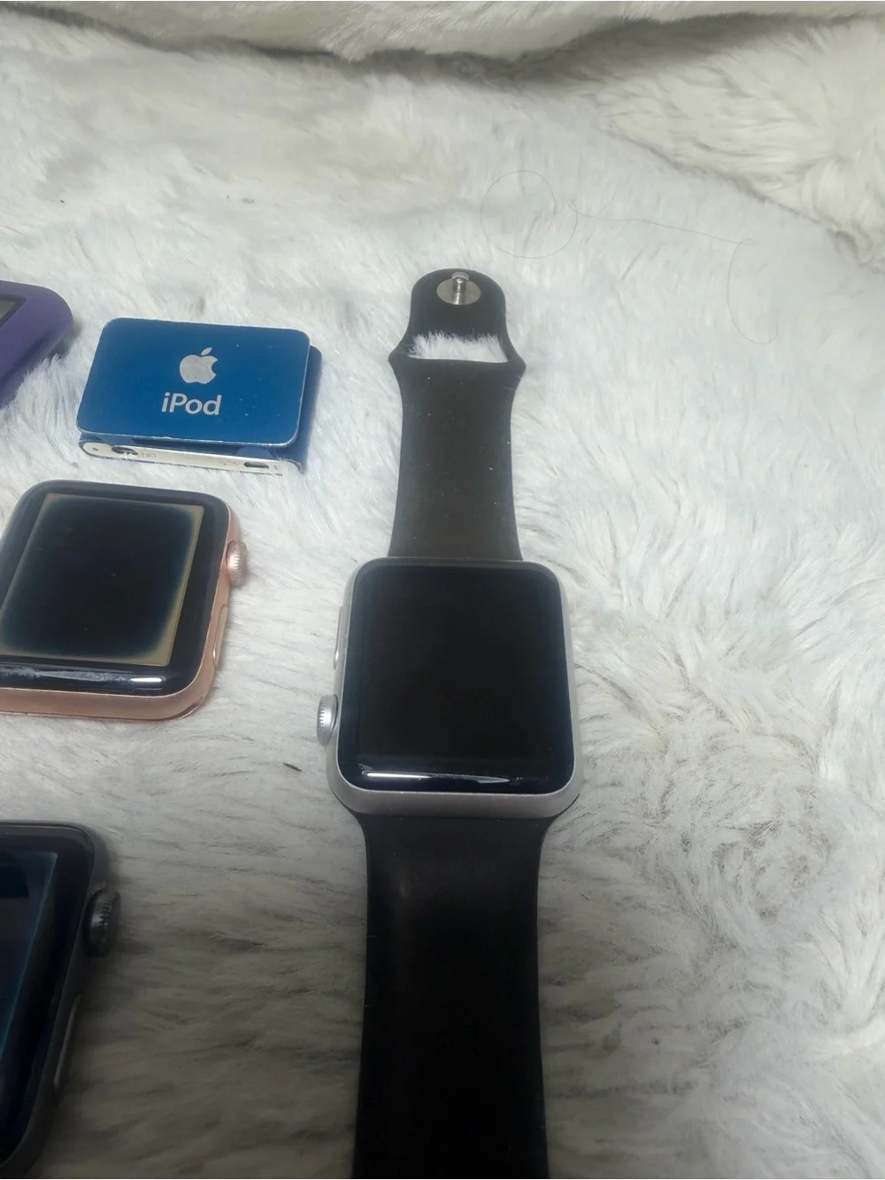 Apple lot devices