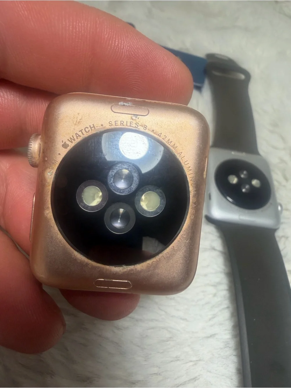 Apple lot devices