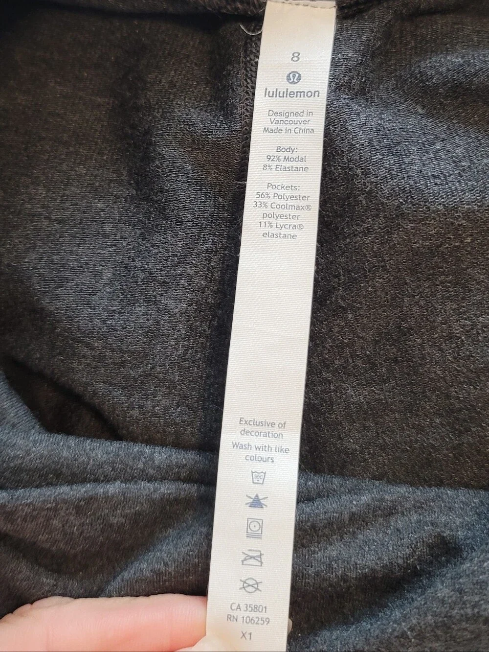 lululemon athletica excellent leg