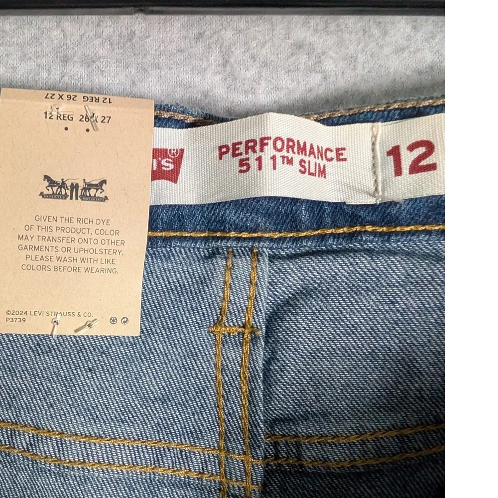 Levis measurements are