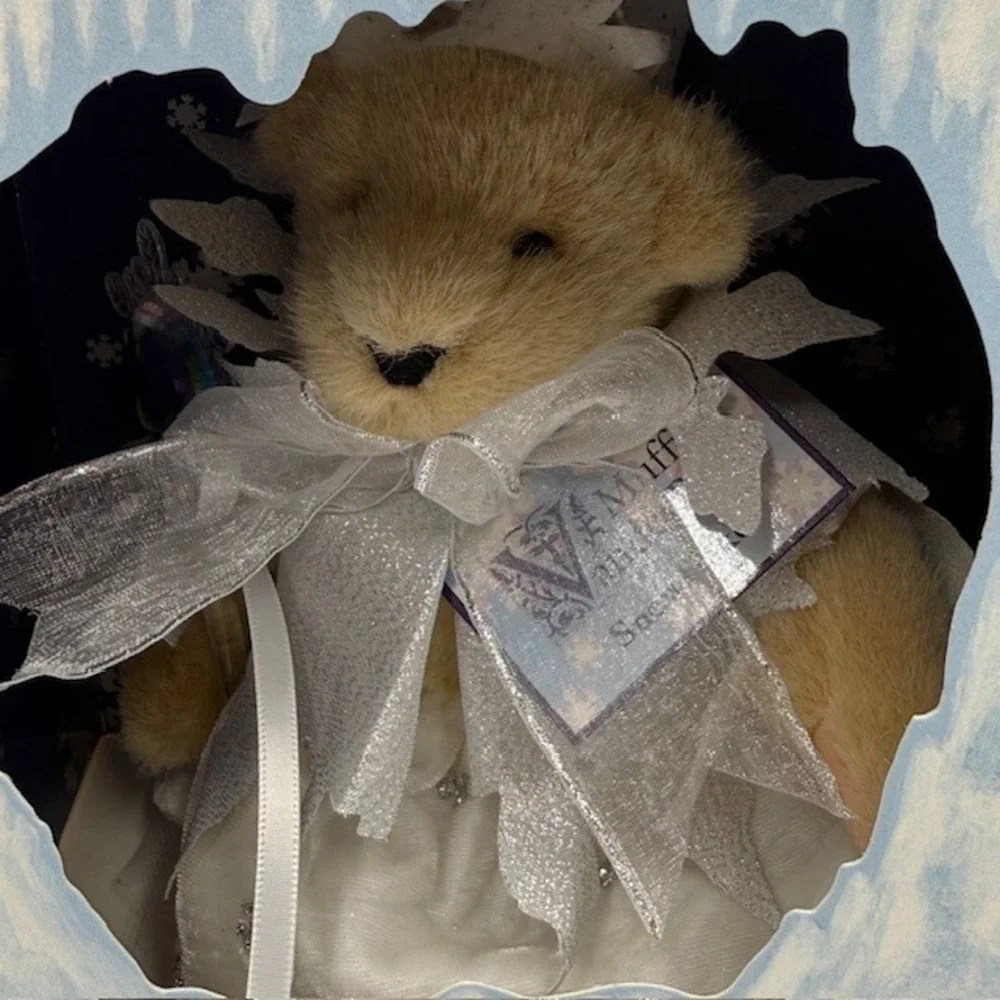 North American Bear Co. muffy snowflake