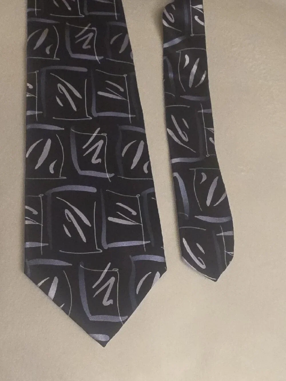 J. Garcia gray pattern accents