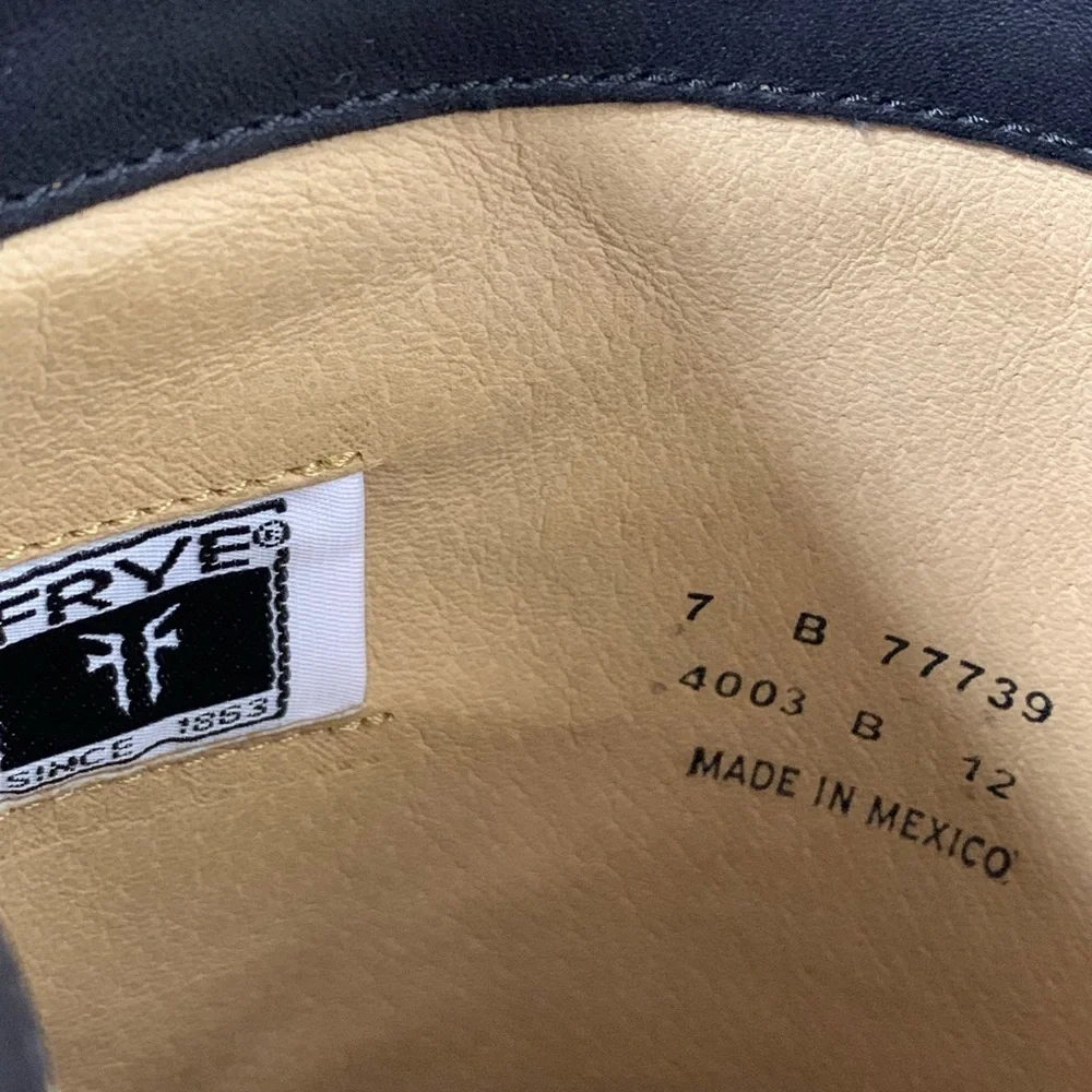 Frye like new