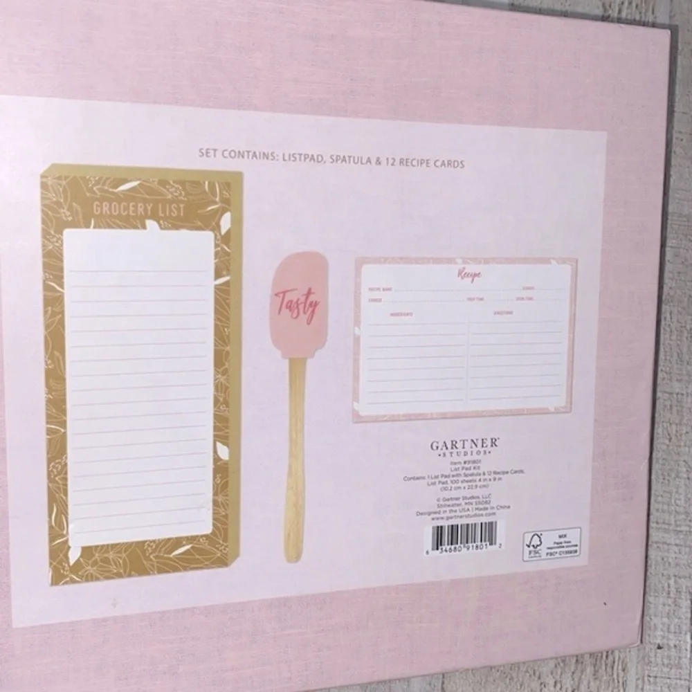 Gartner Studios recipe cards + spatula kit gift set