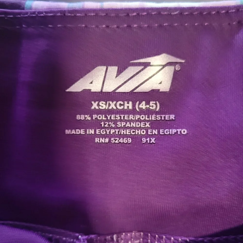 Avia brand size