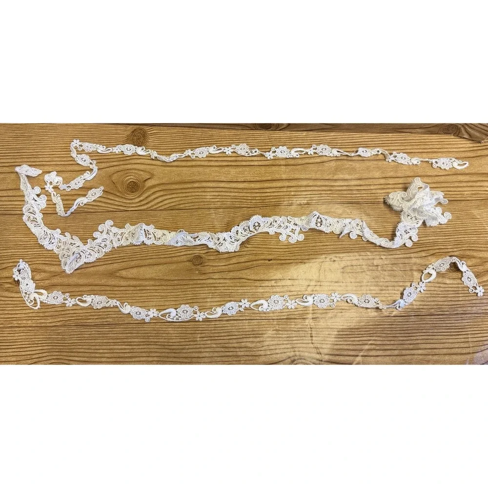 Vtg White Lace Applique Embellishments‎ Fashion Bridal 3 Pieces Flowers Floral