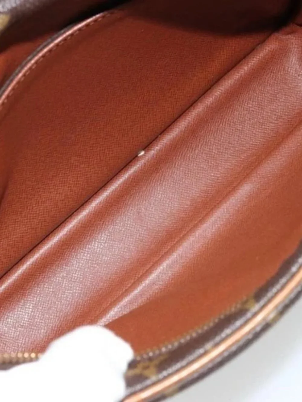 Louis Vuitton brand	louis vuitton