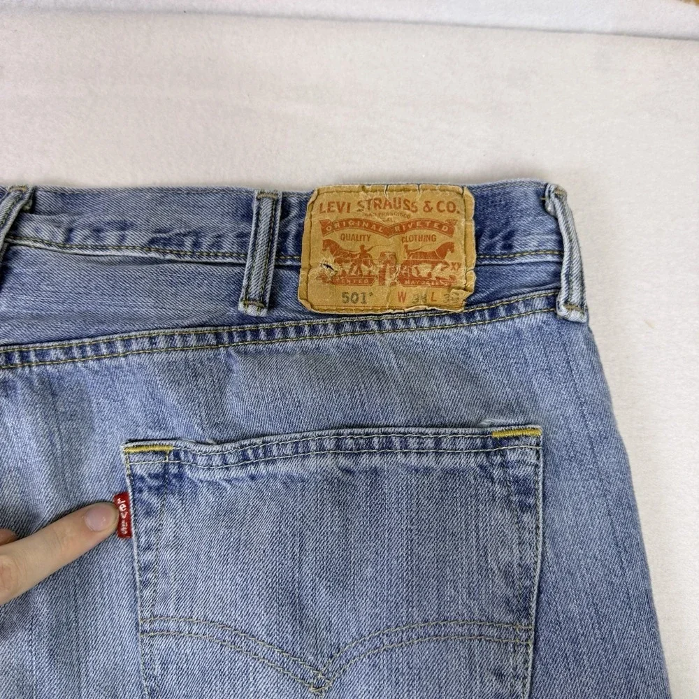 Levis 501 Jeans Men 36x30 Blue Button Fly Original Fit Pants‎ Light Wash Y2K