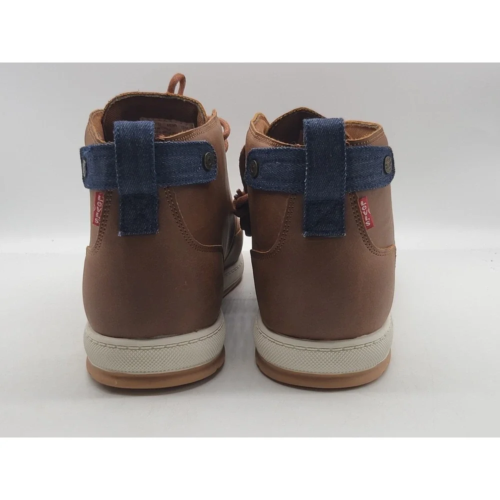Levis levi men