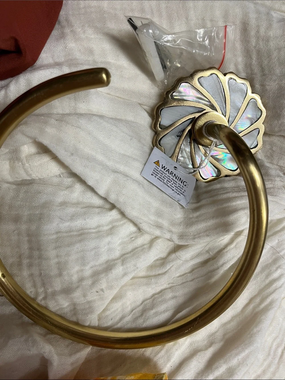 Anthropologie Gracie Towel Ring Goldtone New