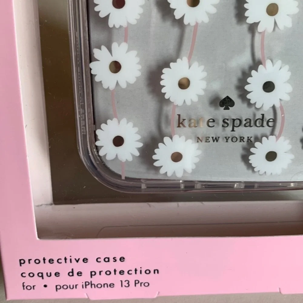 kate spade daisies clear closed