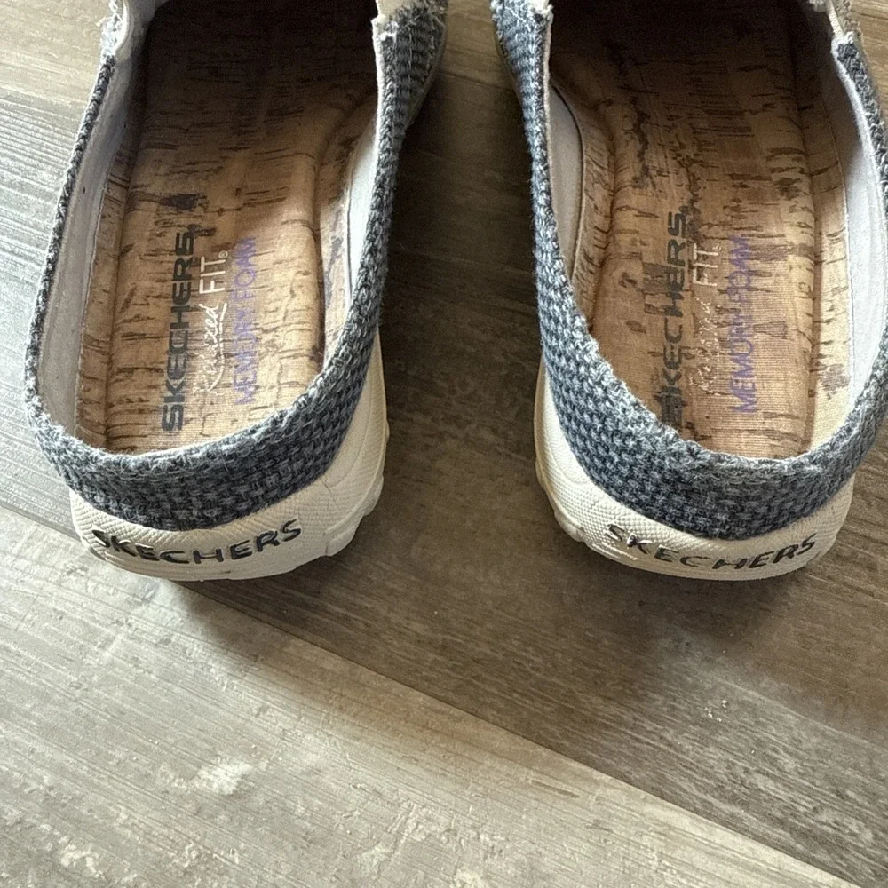 Skechers Relaxed Fit Slip On Canvas Mules Women's Size 8 Navy Blue Denim Comfort