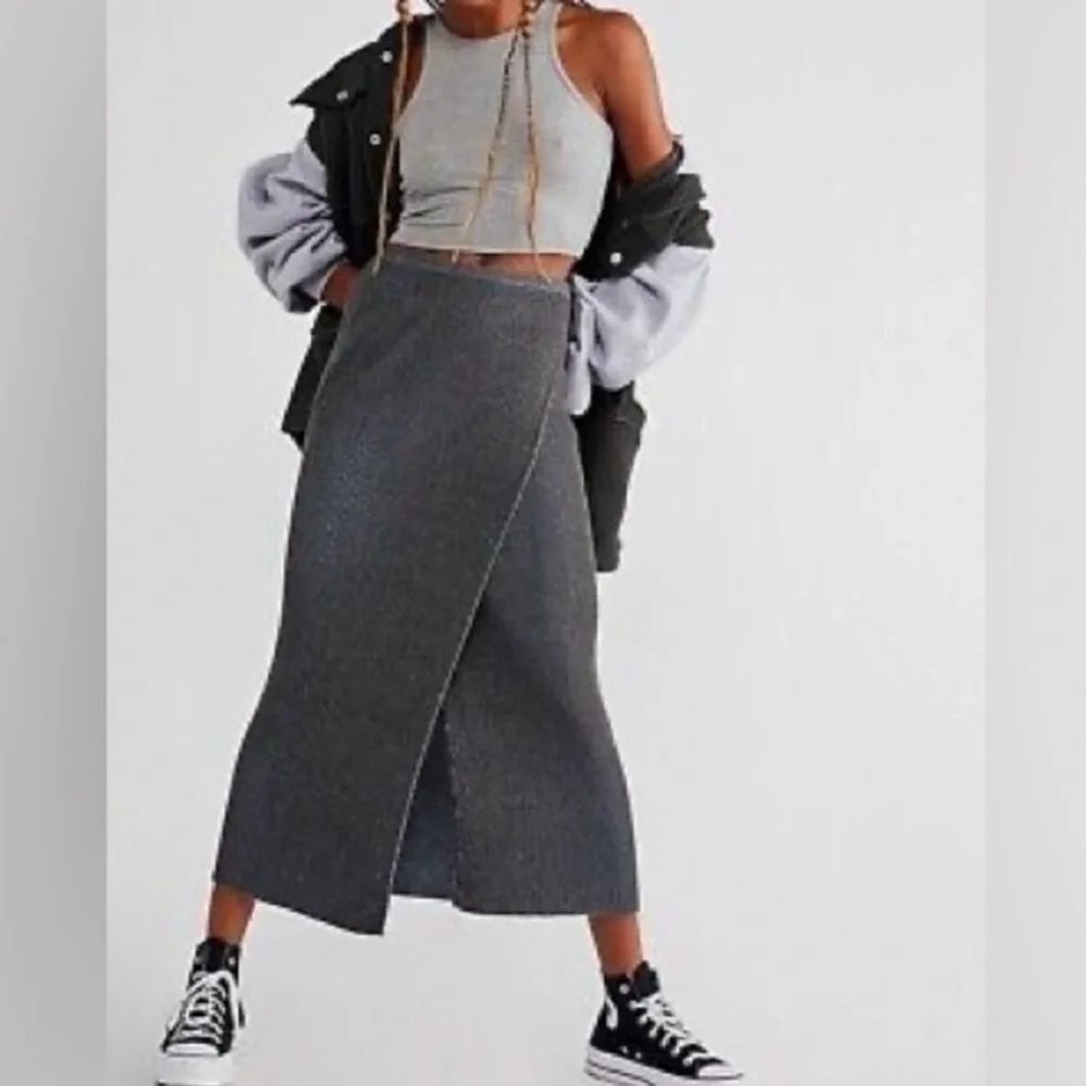 Free People chic pencil