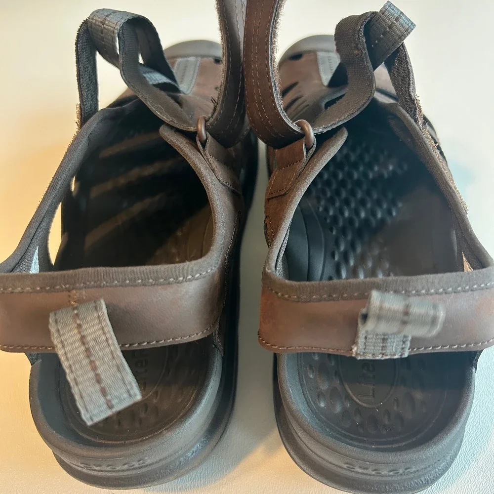 Crocs Mens Yukon Fisherman Sandals Brown Size 12