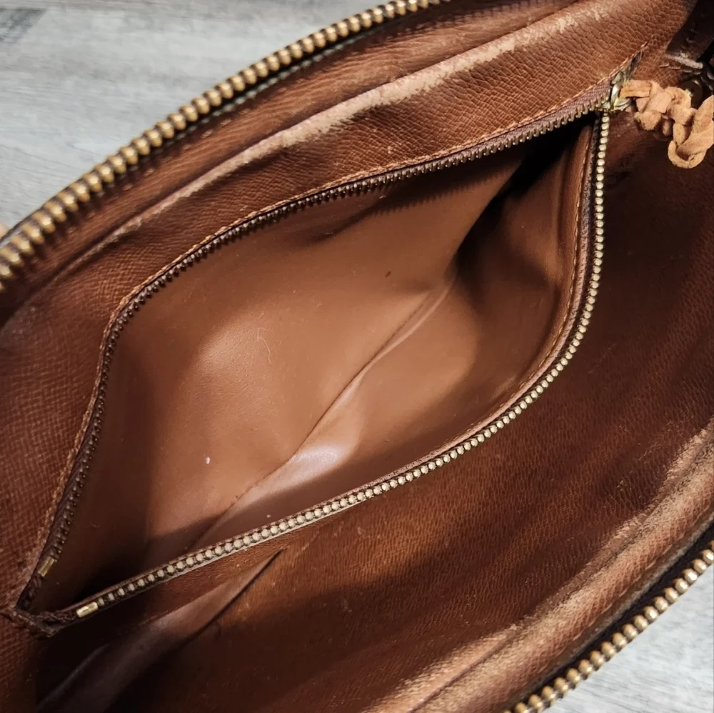 Louis Vuitton great wide