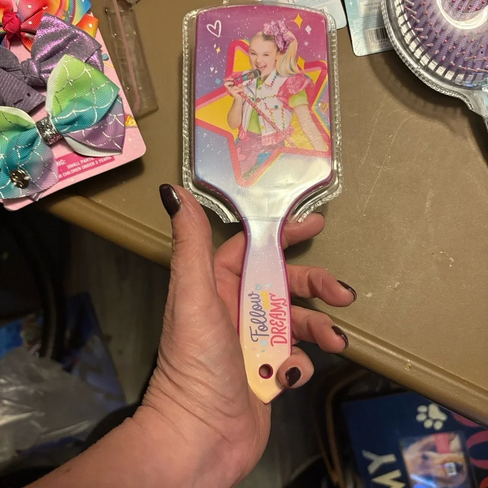 JoJo Siwa vibrant jojo